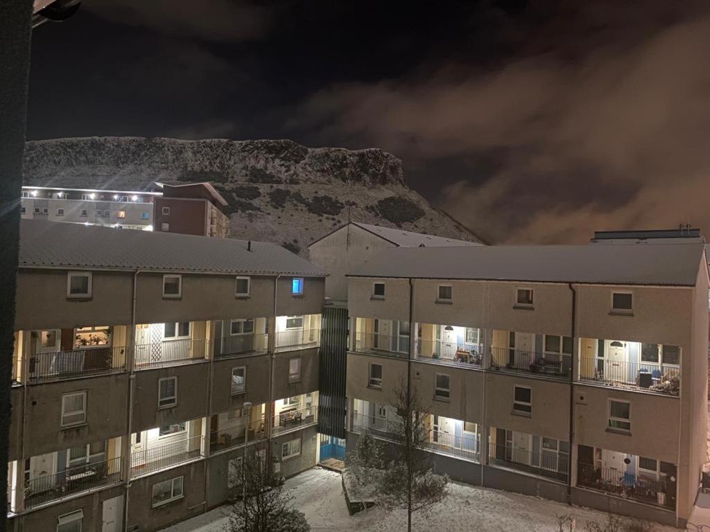 Holyrood Central Apartment エディンバラ エクステリア 写真